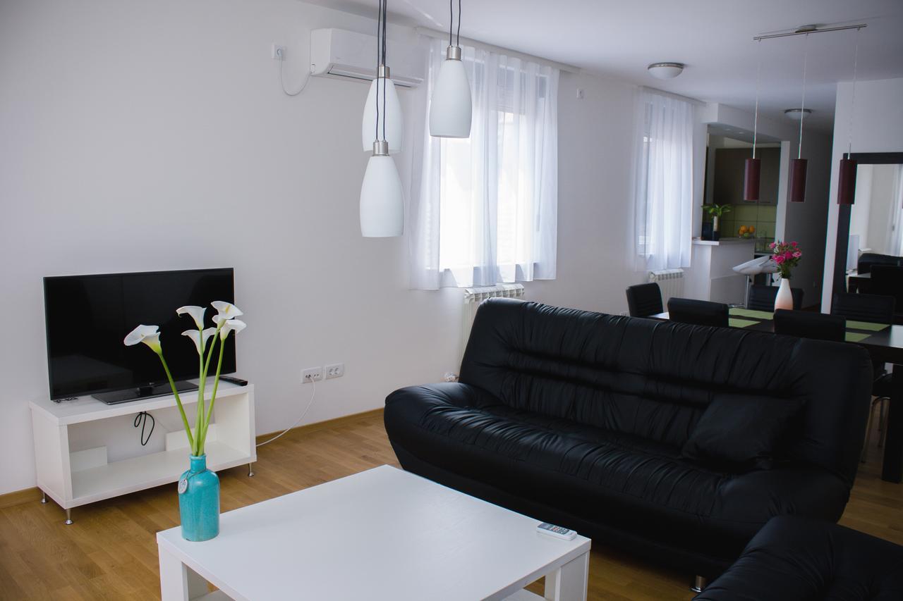 Botanical Garden Apartments Belgrado Exterior foto
